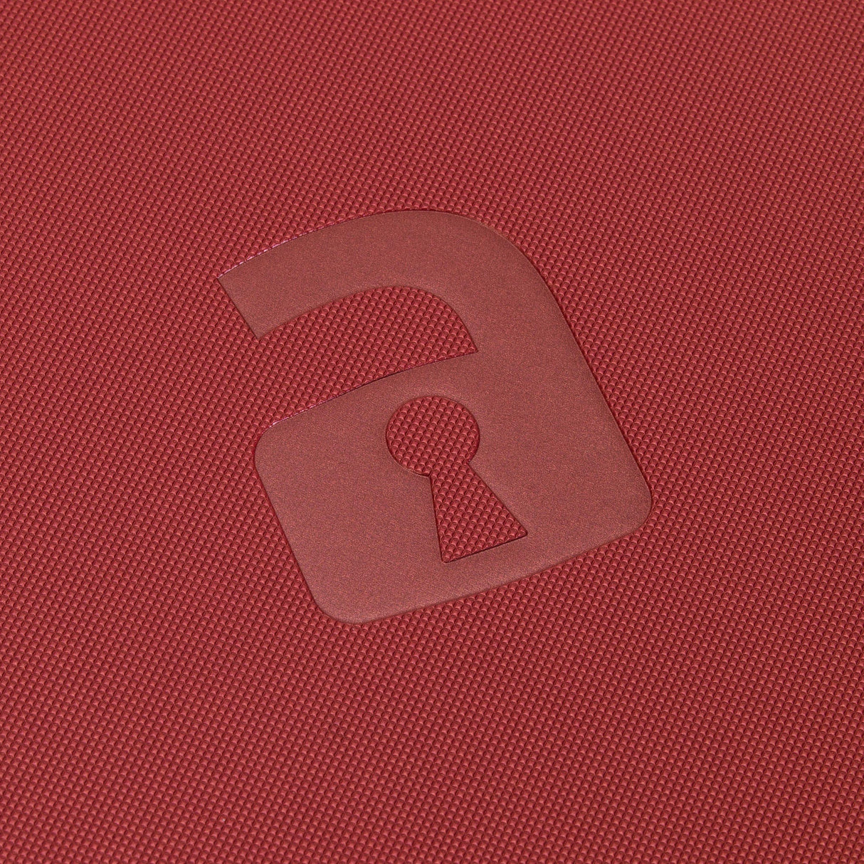 Vault X - 9-Pocket Exo-Tec® - Zip Binder - Metallic Red