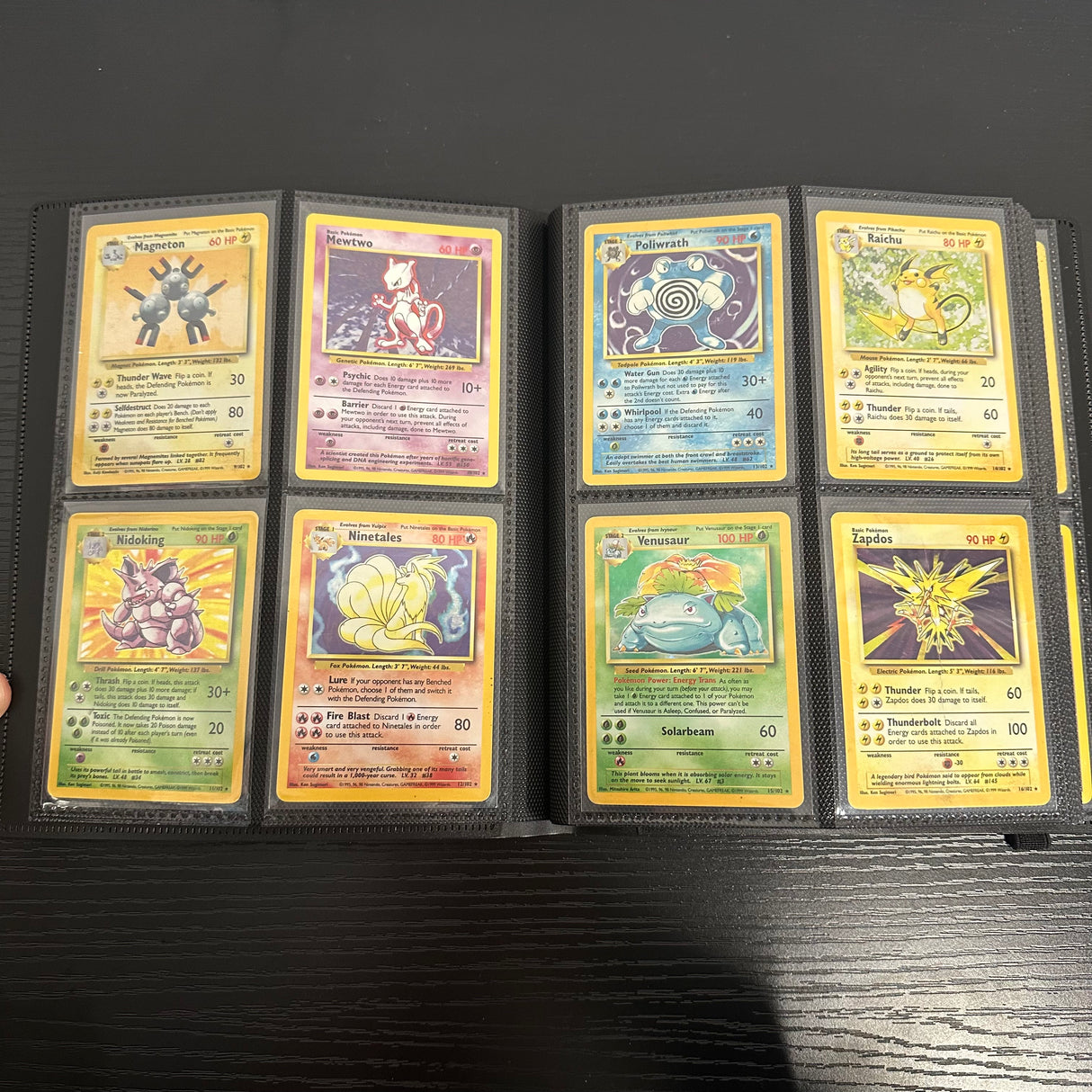 Pokemon - Complete 1999 Base Set 102/102 - Excellent to Lightly Played Condition - JET Cards