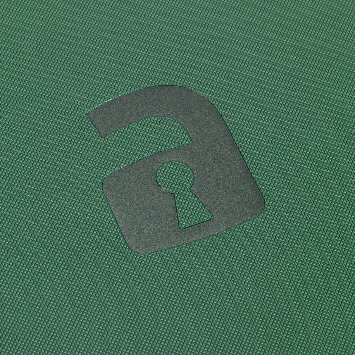 Vault X - 9-Pocket Exo-Tec® - Zip Binder - Metallic Green
