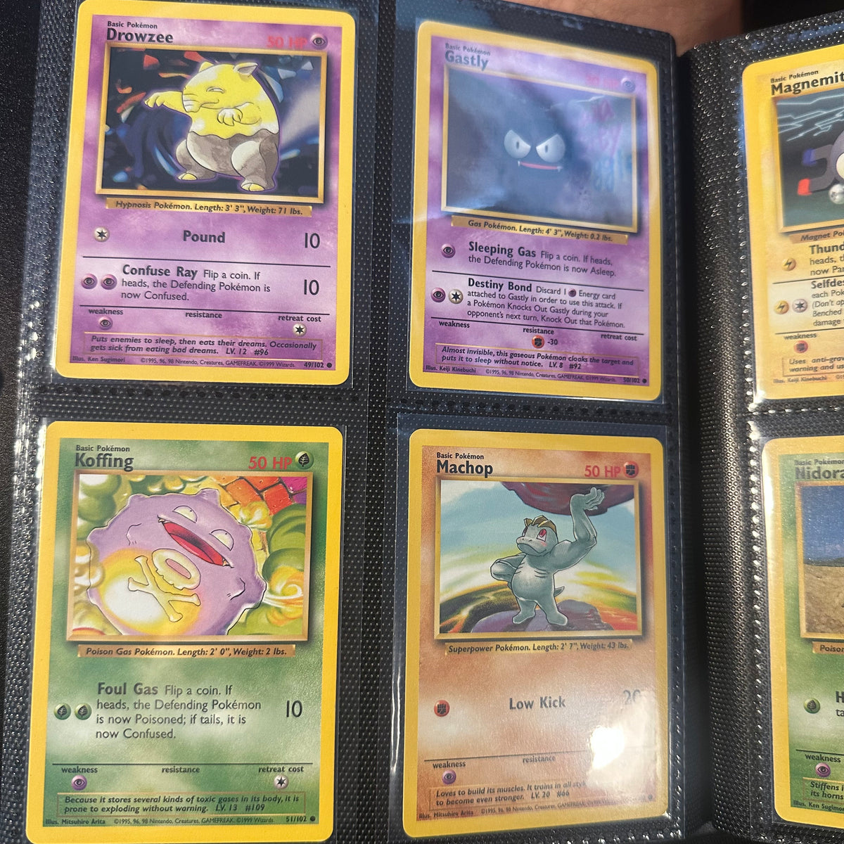 Pokemon - Complete 1999 Base Set 102/102 - Lightly Played to Moderately Played Condition