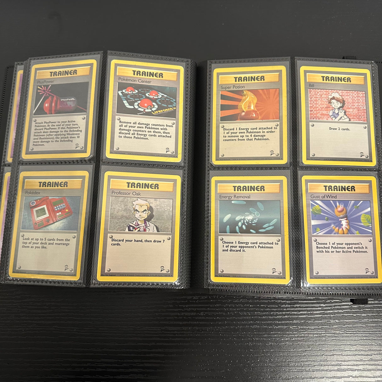 Pokemon - Complete 2000 Base Set 2 130/130 - Excellent to Lightly Played Condition